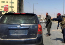 “Taliban” smartfonların istifadəsini qadağan edib