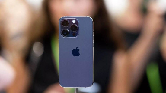 Çində etirazlar “Apple”ı vurdu: iPhone Pro 6 milyon ədəd istehsalını itirəcək