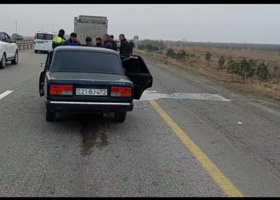 Goranboyda VAZ traktora çırpıldı - FOTO
