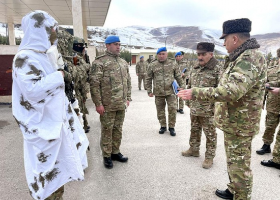 Generallar hərbi hissələrin intensiv döyüş hazırlığını yoxladı - FOTOLAR