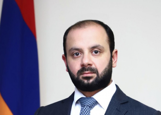 Ermənistanda nazir müavini işdən çıxarıldı