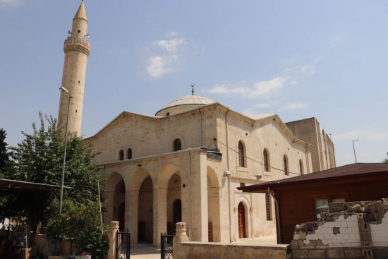Zəlzələ Türkiyənin ən qədim məscidlərindən birini uçurtdu - FOTO