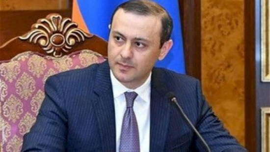 "Sərhədlərin açılması ən qısa zamanda baş verəcək" - Qriqoryan
