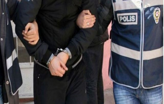 Zəlzələdən zərərçəkənlər üçün toplanan ərzağı satan TIR sürücüsü həbs edildi