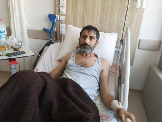 Dağıntılar altında xilasedicilərlə söhbəti gündəm olan şəxsdən üzücü xəbər: Ayağı kəsiləcək