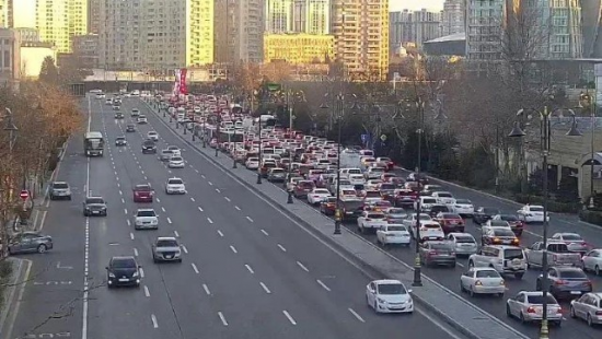 Bu yollarda sıxlıq var - SİYAHI