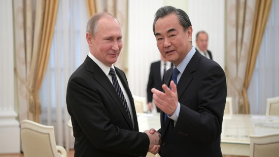 Putin Van İ ilə görüşdü