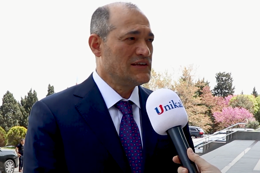 "Qəbiristanlıqlarda monitorinq aparmışam" - Razi Nurullayev
