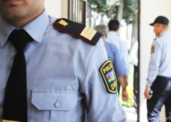 Polis şöbəsində söyüş söyən şəxs HƏBS EDİLDİ