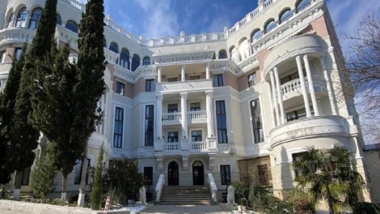 Zelenskinin Krımdakı mənzili çoxuşaqlı ailələrə veriləcək