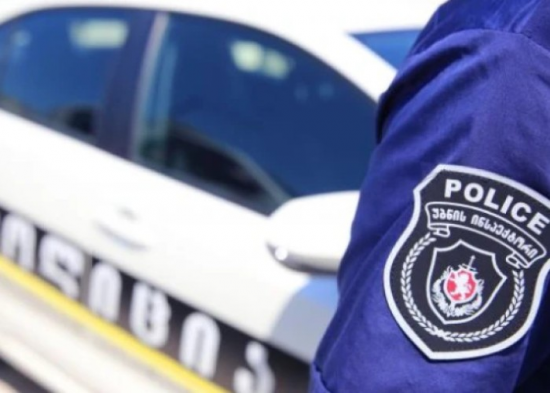 Gürcüstanda polis şöbədə özünü güllələdi