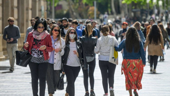 Yaşı 50-dən yuxarı qadınlara XƏBƏRDARLIQ: Bunu etməyin, şiş əmələ gəlir