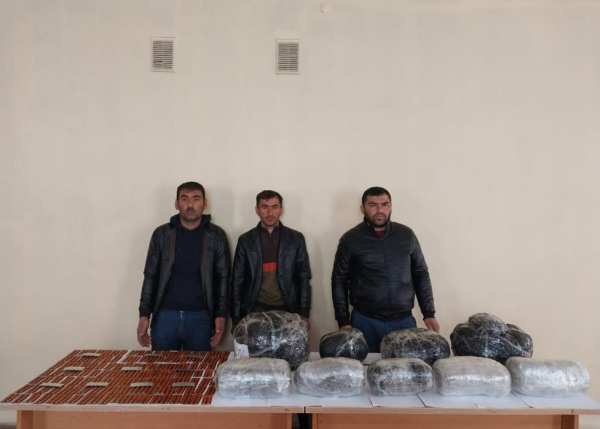 İrandan Azərbaycana 13 kq narkotik keçirilməsinin qarşısı alındı