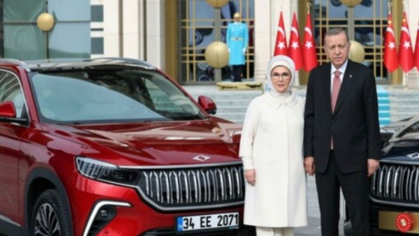 Ərdoğandan xanımına böyük jest - Maşınının nömrəsi...
