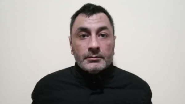 Goranboyda OLAY: Atasının qəbir daşını düzəltməyən şəxsin maşınına atəş açdı (FOTOLAR)