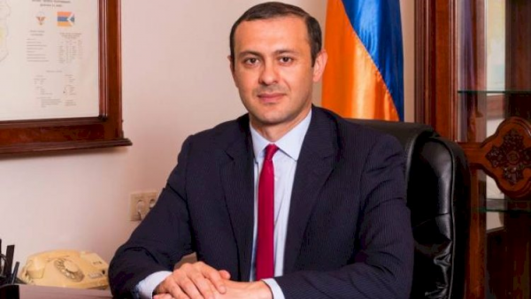 Qriqoryan İrana gedir