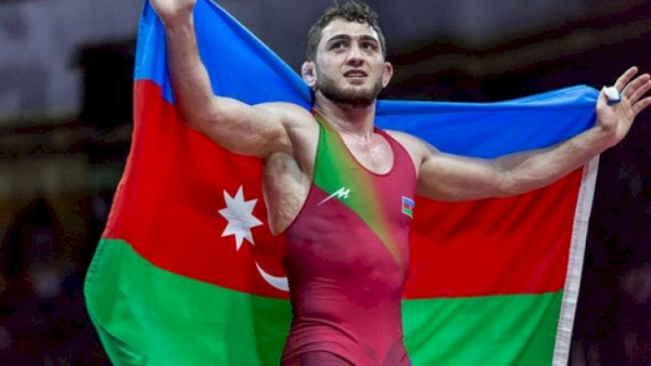 Hacı Əliyev Avropa çempionatında mübarizəyə başlayır