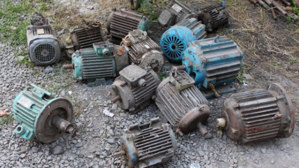 Ağdaşda fabrikdən oğurluq edənlər saxlanıldı - FOTO