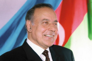 Heydər Əliyevin 100 illiyi yubiley medalı təsis edildi