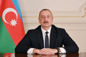 İlham Əliyev Gürcüstanın müdafiə nazirini qəbul edib