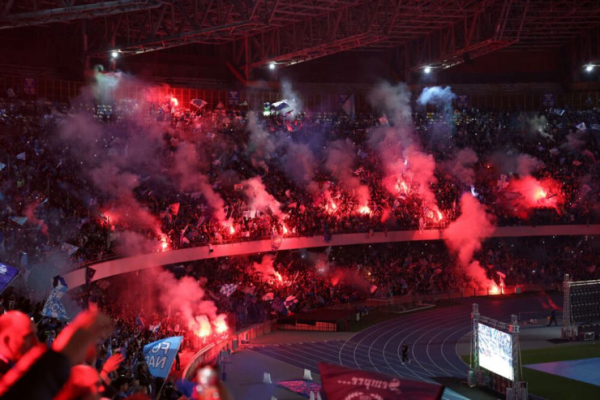 "Napoli"nin çempionluğunu qeyd edən azarkeş öldü