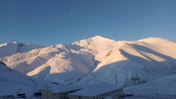 Xınalığa qar yağdı