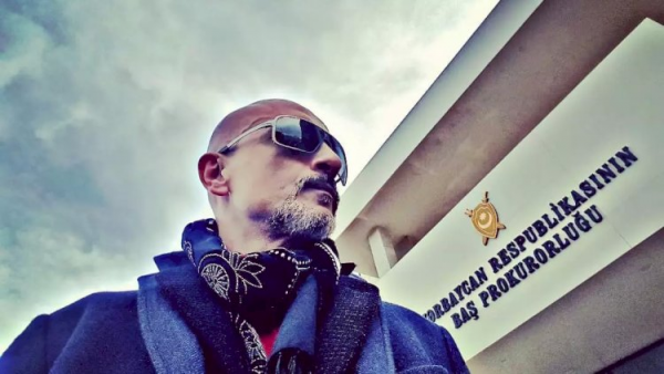 Aqil nəvəsini görə bilmir