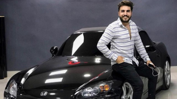 14 milyonluq "Ferrari" ilə qəzaya düşdü - FOTO