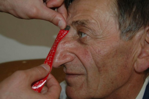 Dünyanın ən uzun burunlu insanı vəfat etdi - FOTO