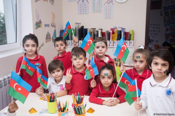 Azərbaycanda uşaqlarla bağlı yeni qanun hazırlanacaq - SƏRƏNCAM