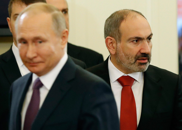 "Müharibə zamanı Putinlə razılaşdıq ki..." - Paşinyan etiraf etdi