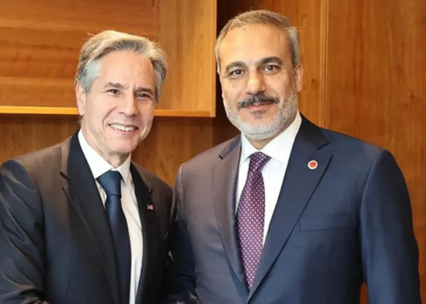 Hakan Fidan və Blinken Azərbaycan-Ermənistan münasibətlərini müzakirə ediblər