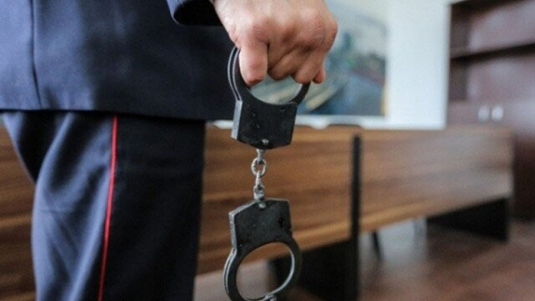 Borcu olduğu şəxsləri öldürüb EVLƏRİNİ YANDIRIBMIŞ