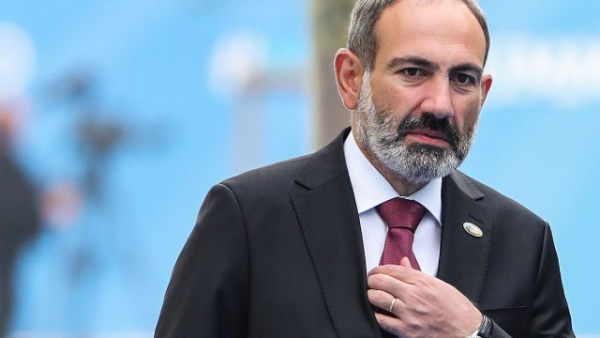 "Müharibə zamanı hərbçilər çevriliş etmək istəyirdi" - Paşinyan