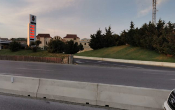 Qaradağda 13 avtomobilin əzildiyi yerə beton düzüldü - FOTO