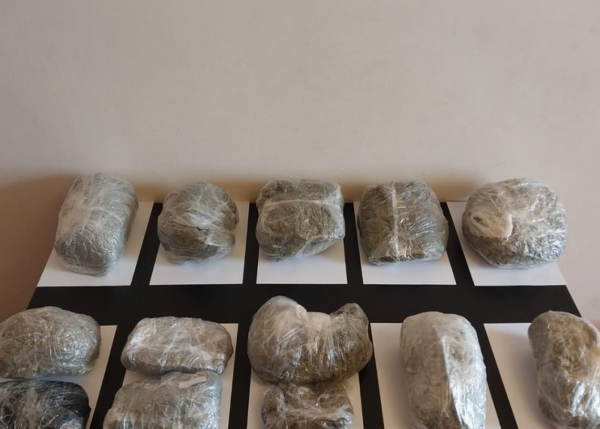 İrandan Azərbaycana 21 kiloqram narkotik keçirmək istədilər - FOTO