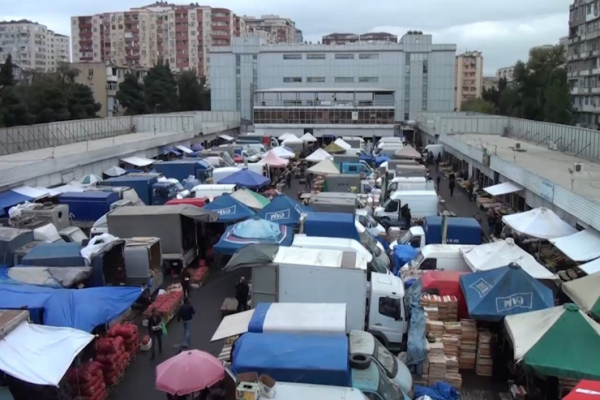 "Vasmoy" bazarın satıcılarına qarşı 244 minlik DƏLƏDUZLUQ