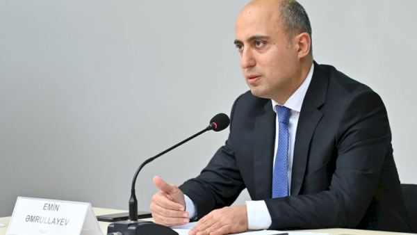 Daha bir deputat Emin Əmrullayevə qarşı