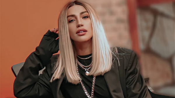"Kişi mənə dedi ki, çox eybəcərsən" - Röya
