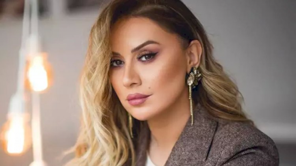 Rozadan ad günü paylaşımı: “25 il göz qırpımında keçdi“