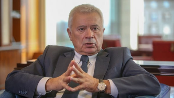 Vahid Ələkbərovun sərvəti nə qədər artıb?