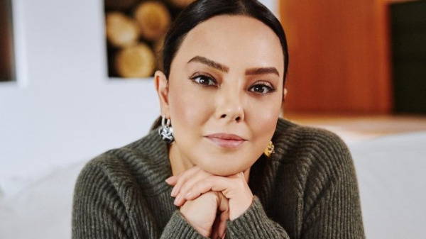 Ebru Gündeşin bacısı ortaya çıxdı - FOTOLAR