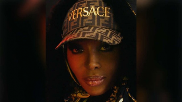 "Versace"nin sahibi dəyişdi