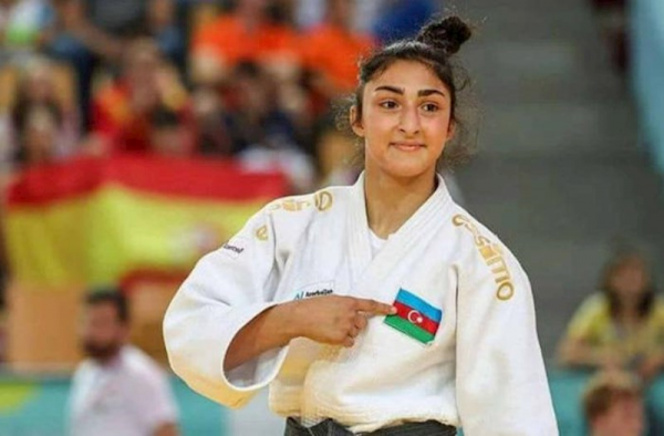 Azərbaycanın yeniyetmə qız cüdoçusu ölkənin tarixinə düşüb