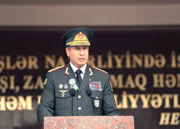 Vilayət Eyvazov generalı vəzifədən azad etdi