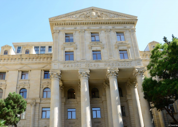 XİN Ella Tokoraqinin Fransanın müstəmləkəçiliyinə qarşı çıxışını alqışlayıb
