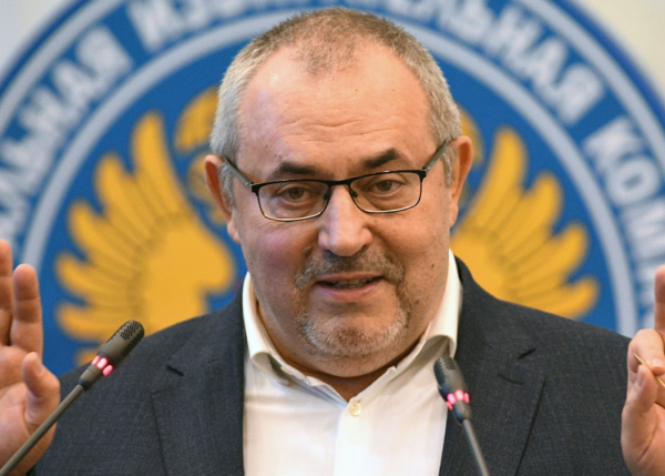 Rusiya prezidentliyinə ilk namizəd o OLDU