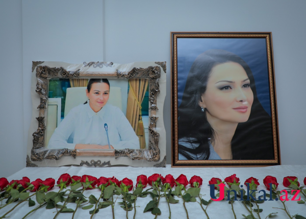 Qənirə Paşayevanın qırx mərasimi keçirilir