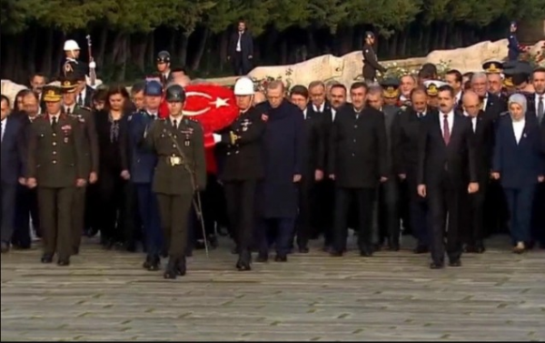 Ərdoğan Atatürkün məzarını ziyarət edir - Canlı