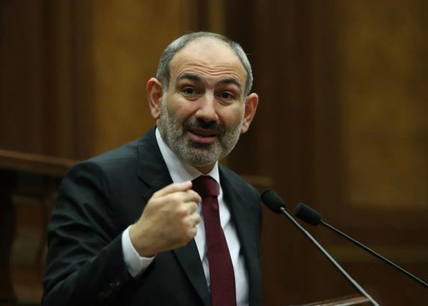 "Azərbaycanın müdafiə xərcləri Ermənistandan 3 dəfə çoxdur" - Paşinyan